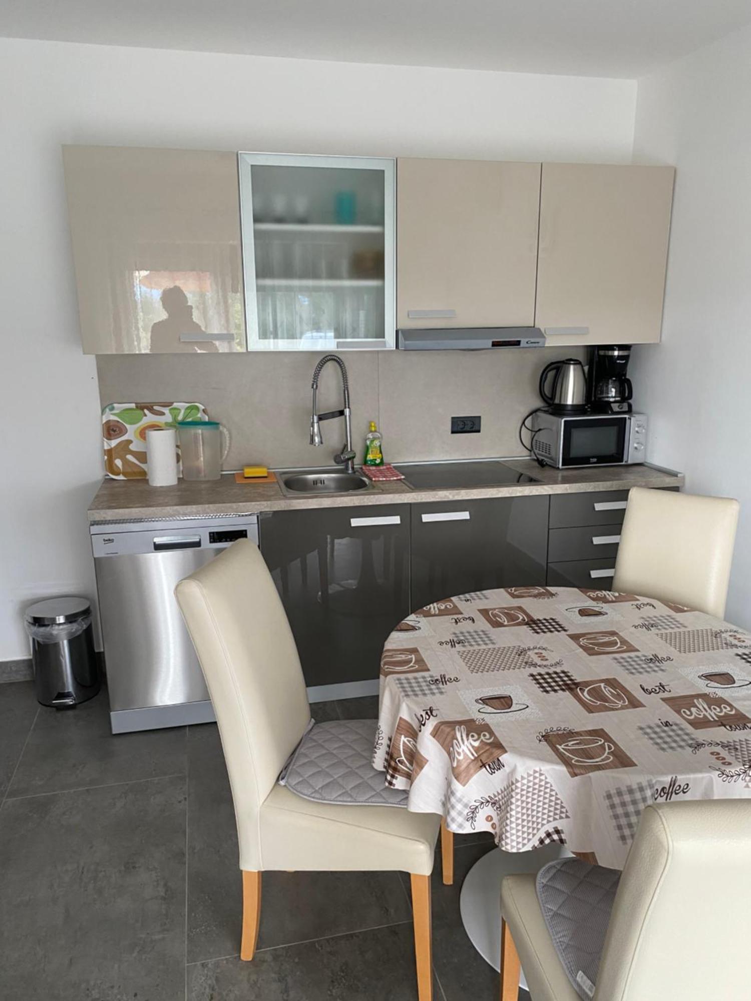 Apartman Lidija Linardici Bagian luar foto